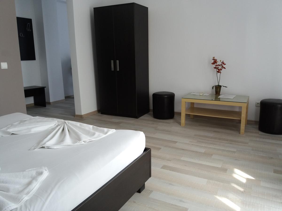 Blue Wave Hotell Năvodari Eksteriør bilde